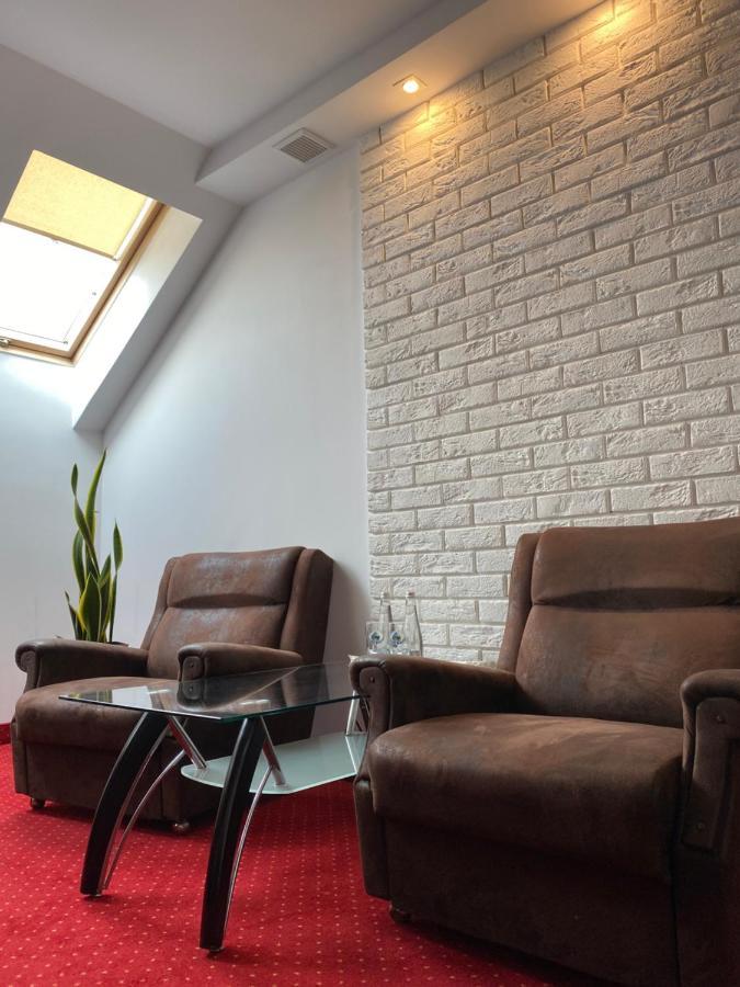 Marand Hotel